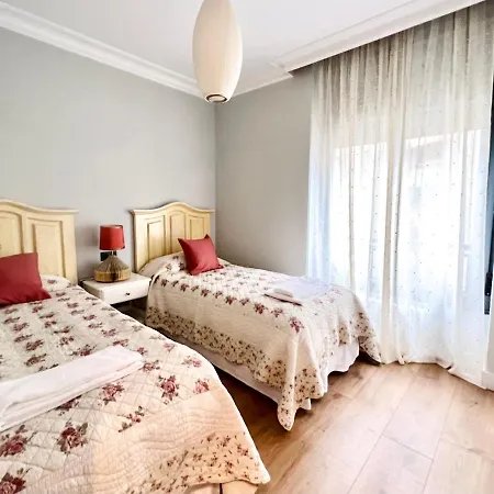 Housing Leon Gran Via Luxe Apartment Exterior photo